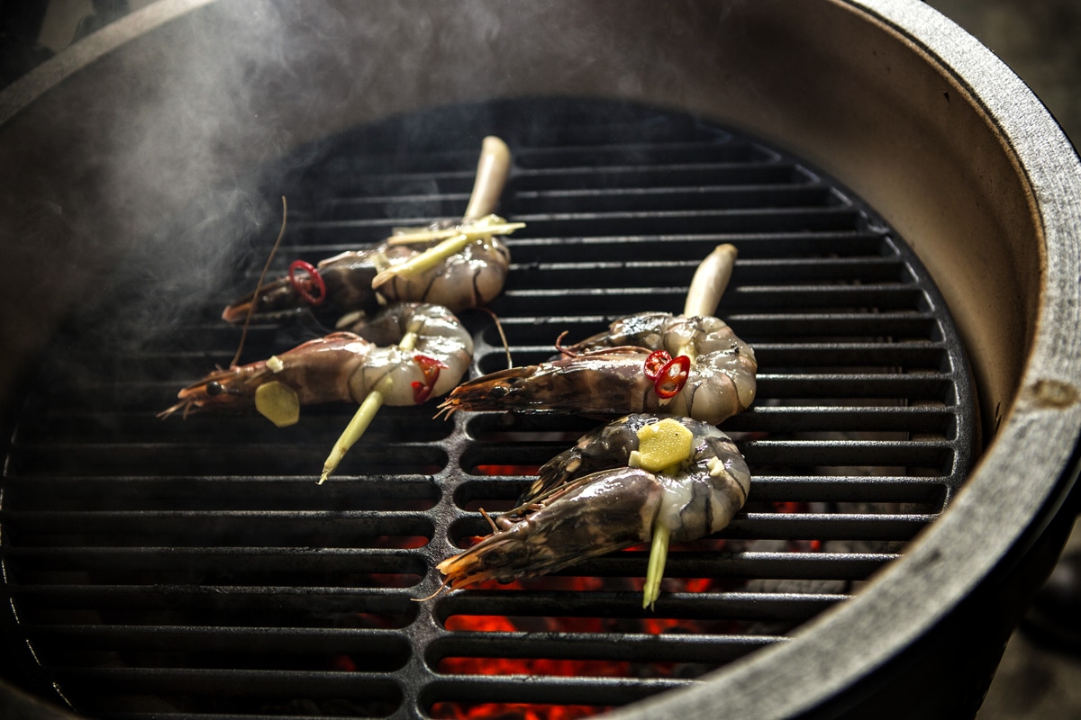 Grillezett garnélarák paradicsomos salsával – Egészséges és finom recept