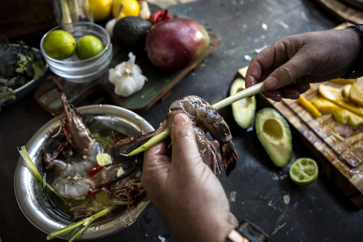 Grillezett garnélarák paradicsomos salsával – Egészséges és finom recept