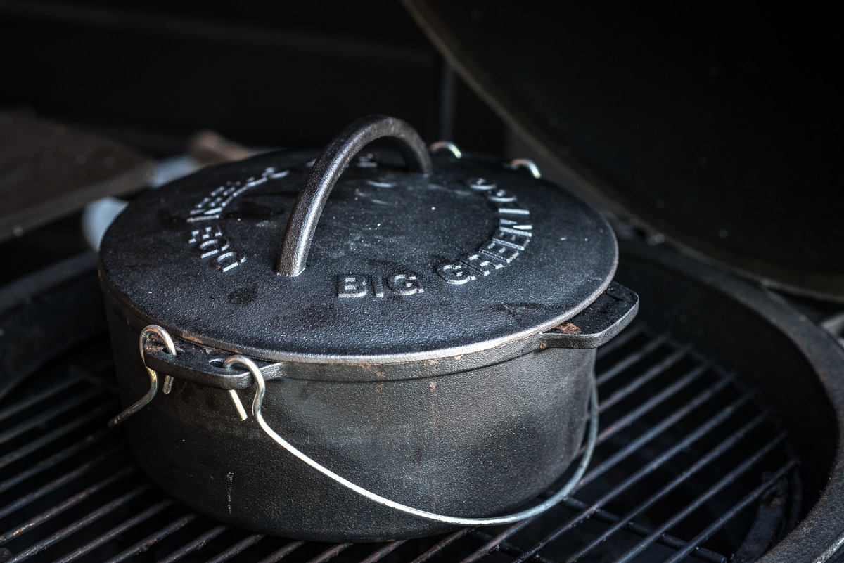 Mit tegyünk, ha rozsdásodik az öntöttvas rács vagy edény a Big Green Egg-ben?